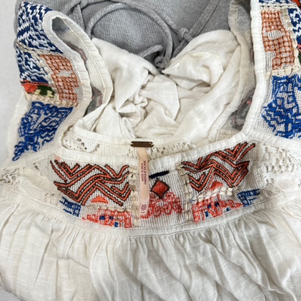 🎉😀CLEARANCE SALE!!😀🎉FREE PEOPLE BUNDLE 7 Pc. - Picture 2 of 15